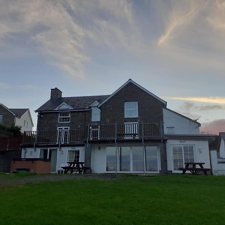 Bryncarnedd Farmhouse Aberystwyth Exterior photo
